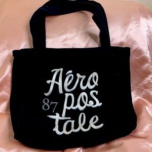 2010’s Aeropostale Tote Bag